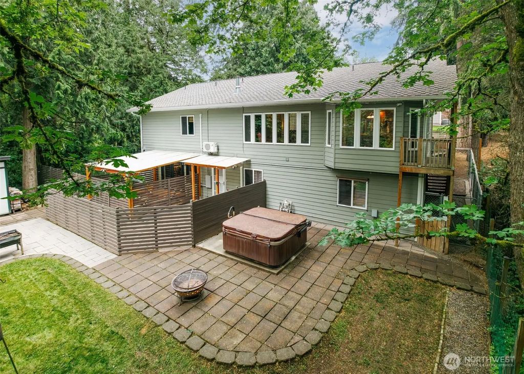 7337 151st Avenue Ne, Redmond