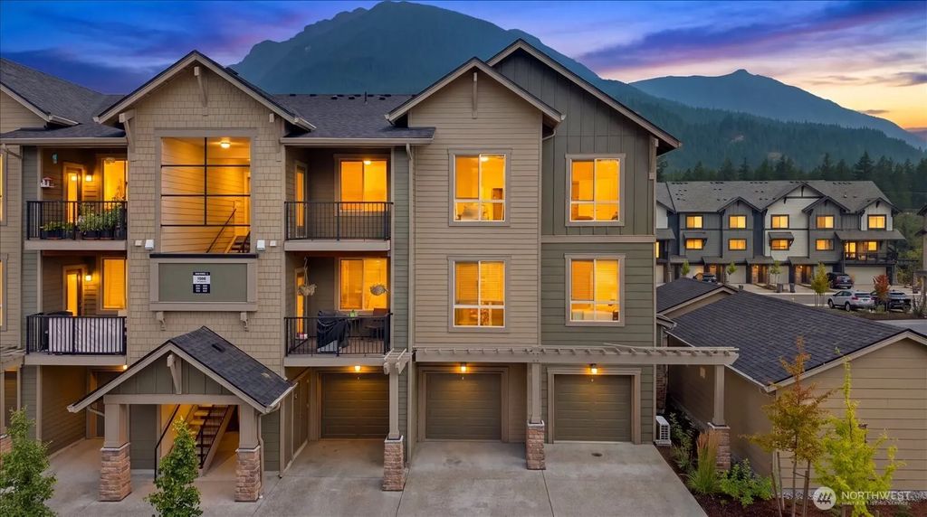 1850 Se 12th Place 304, North Bend