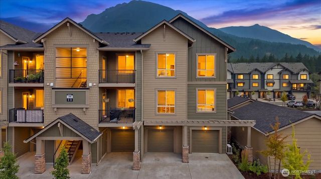 1850 Se 12th Place 304, North Bend