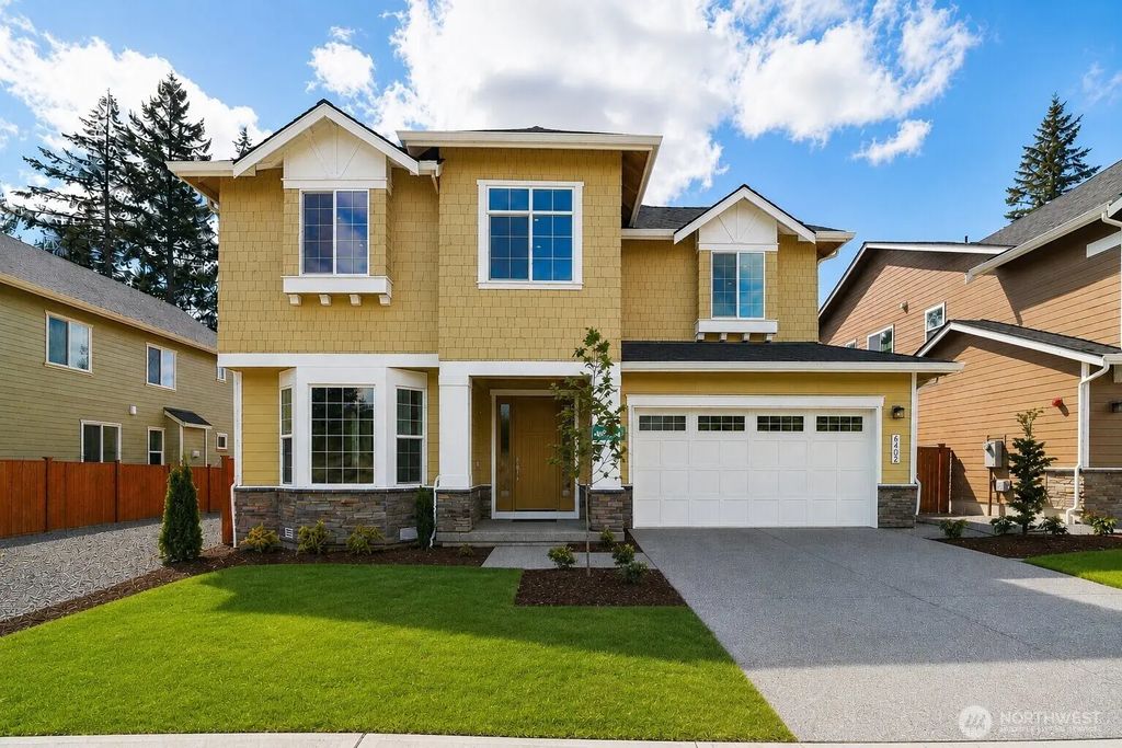 6406 213th Avenue Ct E, Lake Tapps