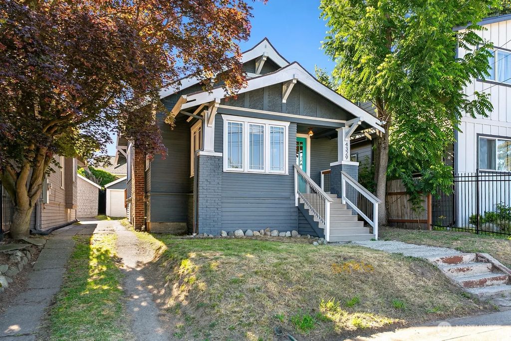 4329 5th Avenue Ne, Seattle