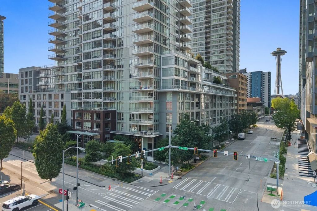 588 Bell Street 614s, Seattle