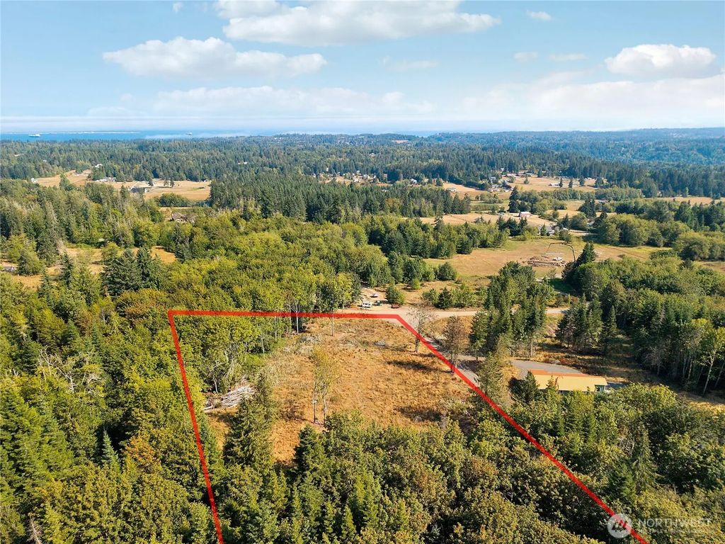 437 Black Bear Trail, Port Angeles