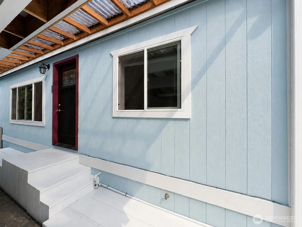 20518 135th Avenue E 7, Graham