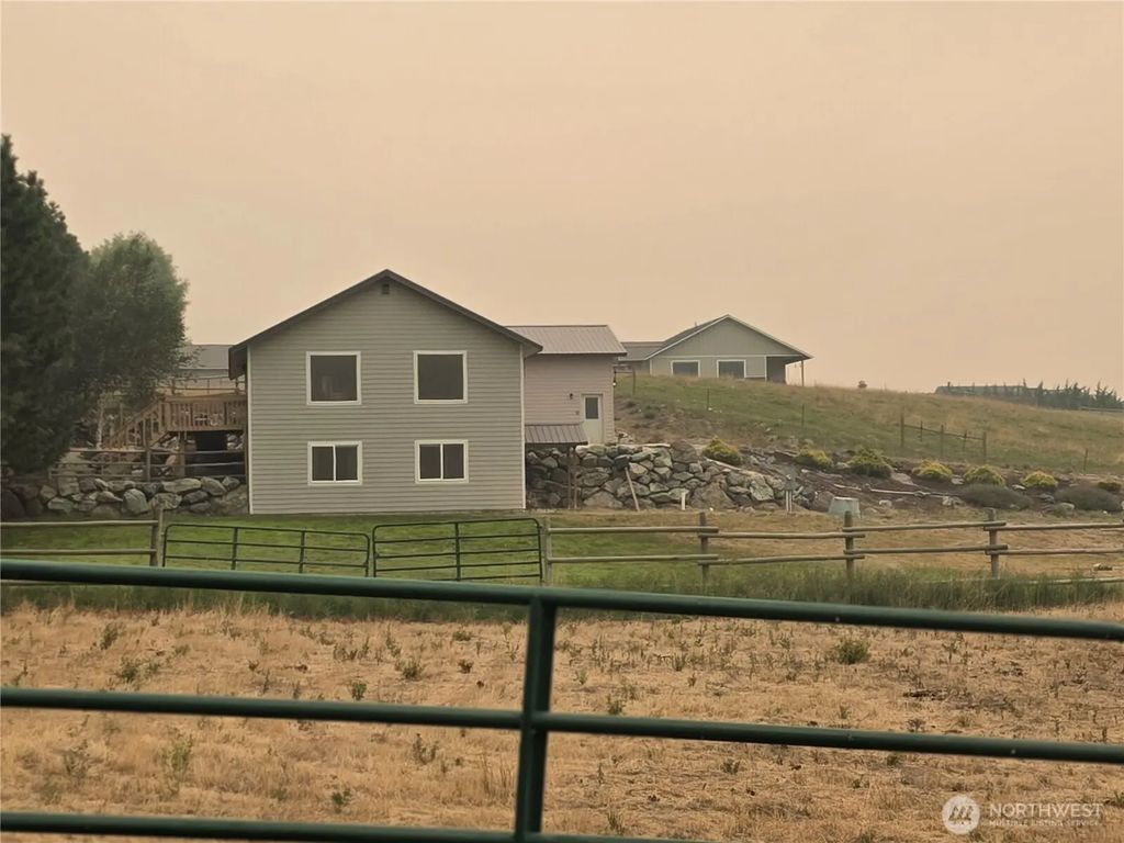 32 Pilot Wheel Road, Tonasket
