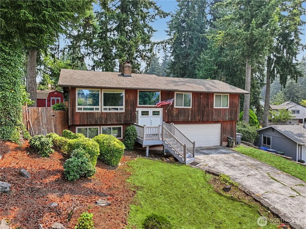 5310 W Tapps Drive E, Lake Tapps
