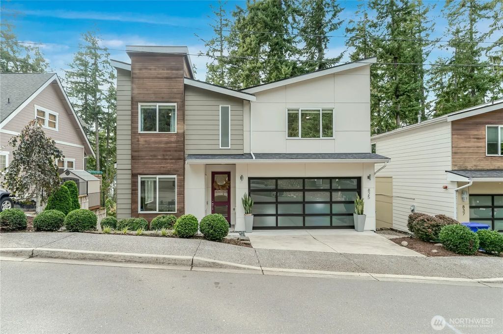 825 206th Avenue Ne, Sammamish