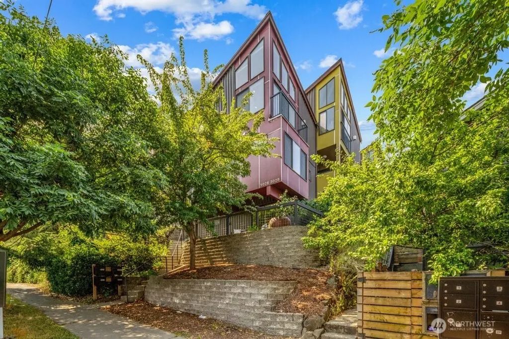 3026 Sw Avalon Way A, Seattle