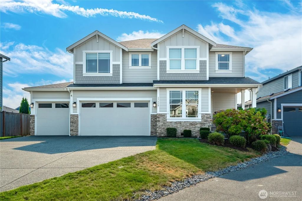 17330 128th Avenue Ct E, Puyallup