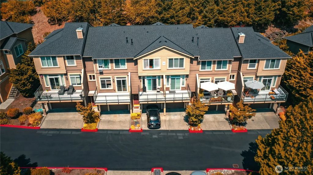 23300 Se Black Nugget Road H2, Issaquah