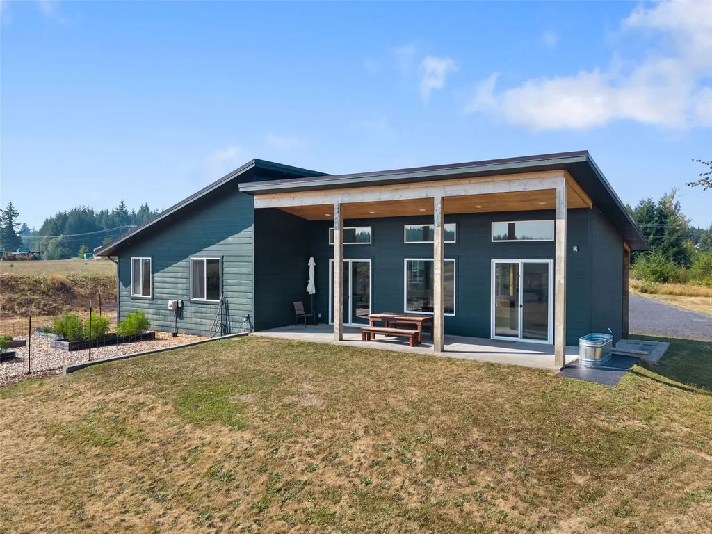 115 Weatherby Lane, Chehalis
