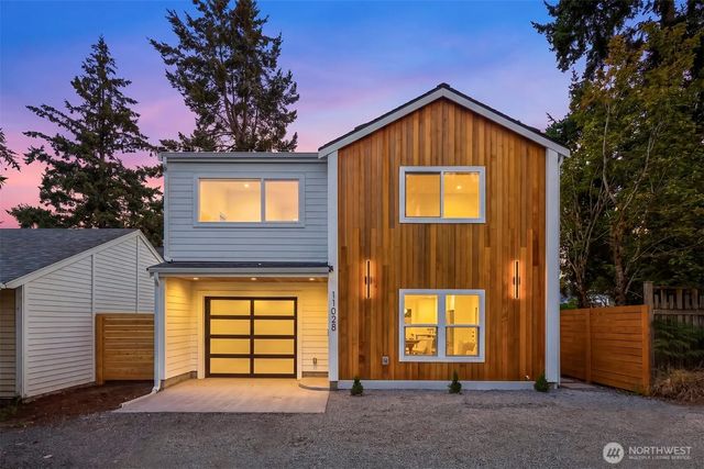 11028 Evanston Avenue N, Seattle