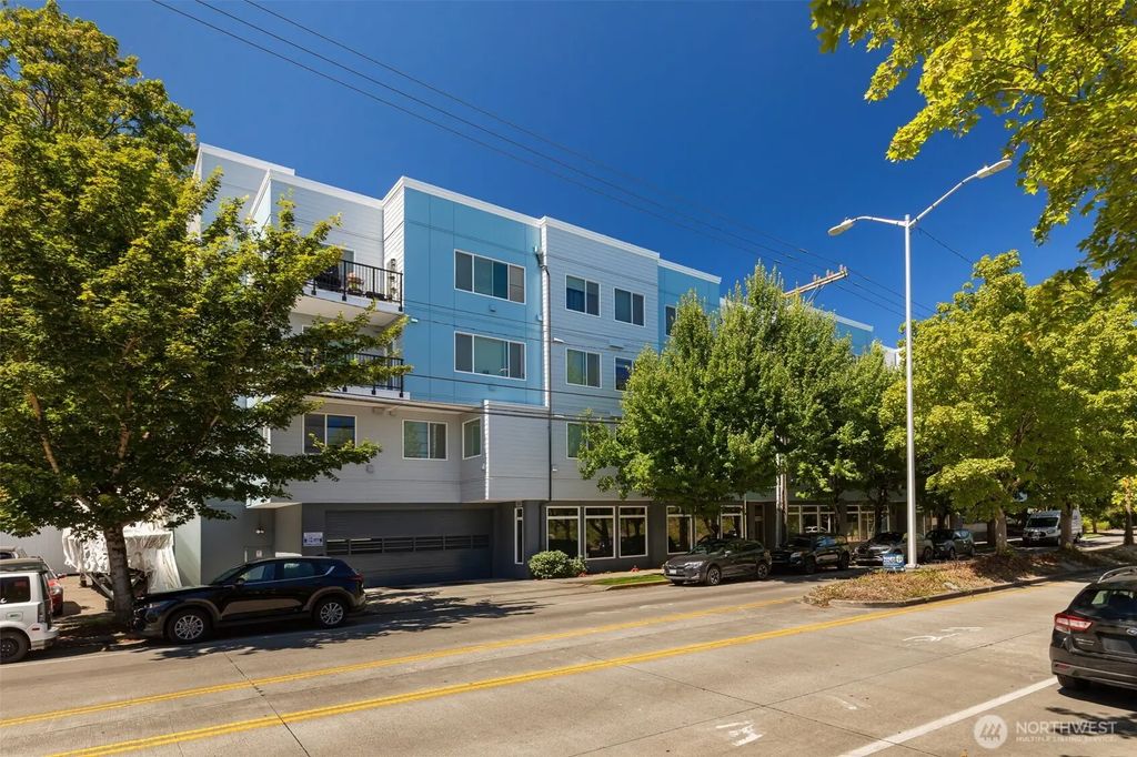 3213 Harbor Avenue Sw A2 & 3, Seattle