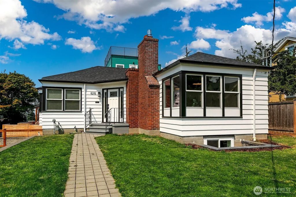 8215 4th Avenue Ne, Seattle