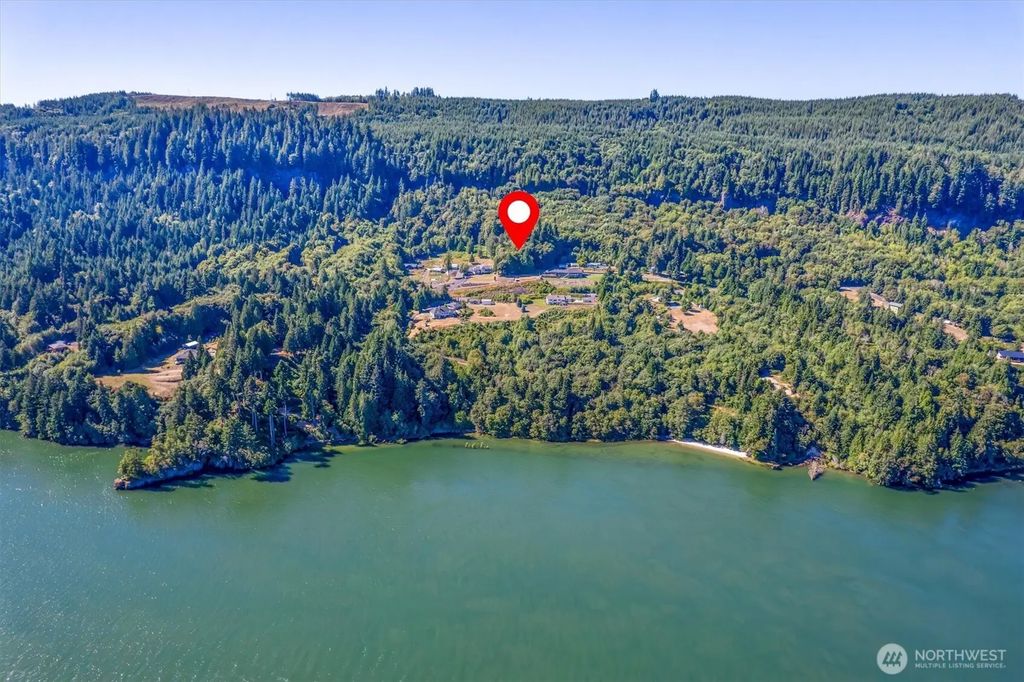 1669 E Sr 4 Avenue, Cathlamet
