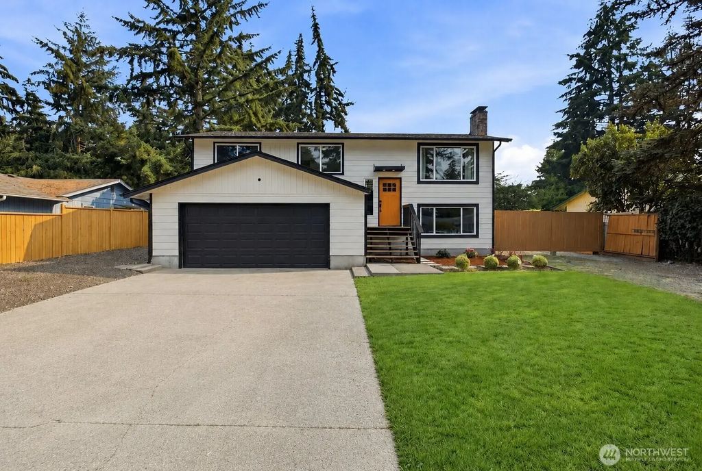 8829 Skokomish Way Ne, Olympia