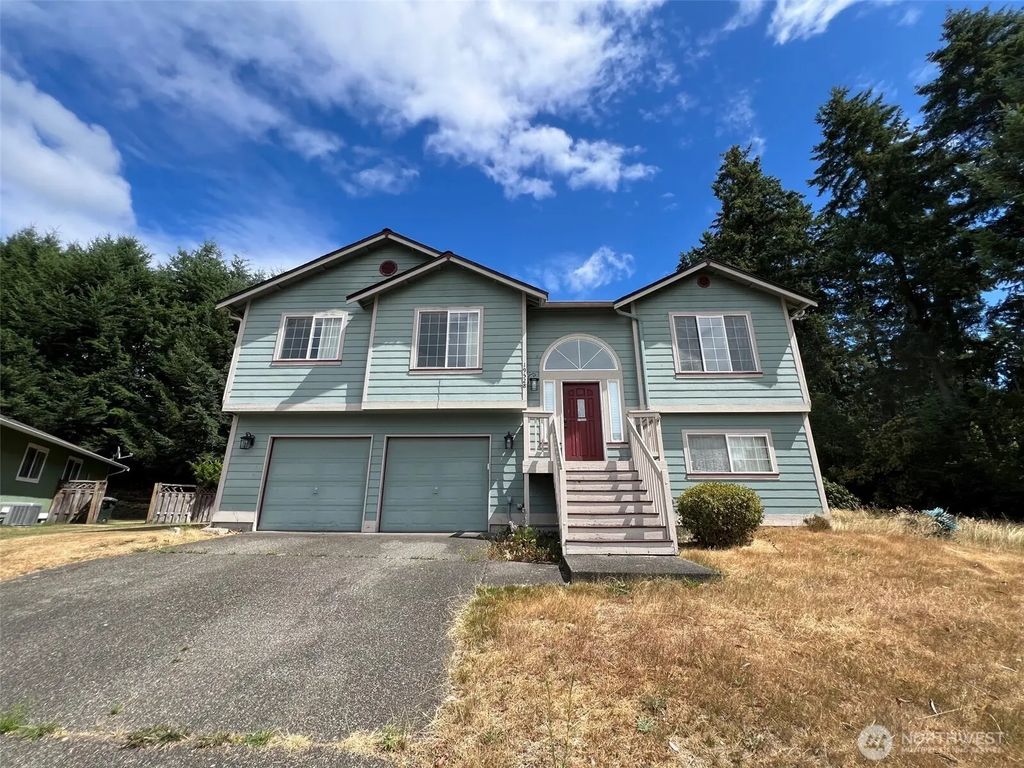 19528 71st Avenue E, Spanaway