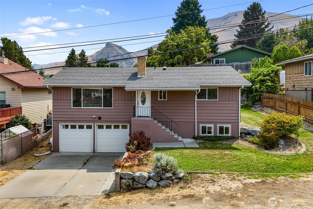 2315 Lester Street, Wenatchee