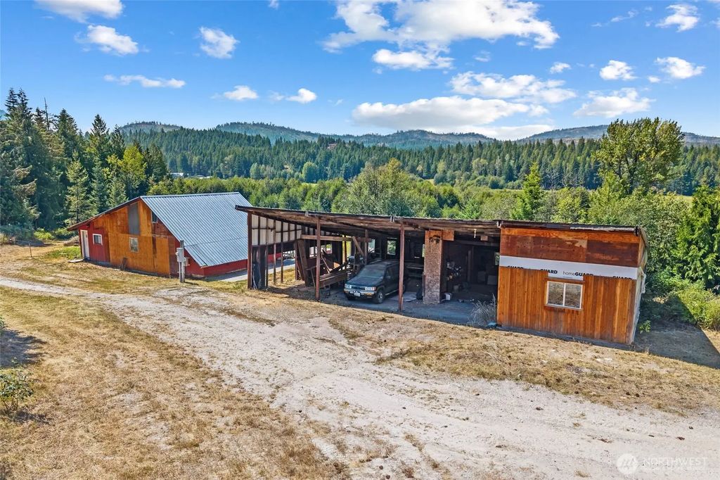 1622 I Clugston Onion Creek Road, Colville