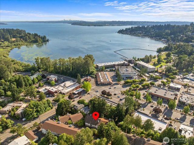9916 Ne 116th Street 202, Kirkland