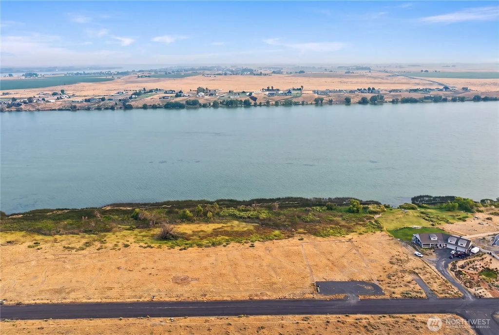 5313 Ne 6.6 Road, Moses Lake