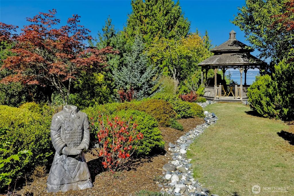 11075 Ne Carmody Lane, Kingston