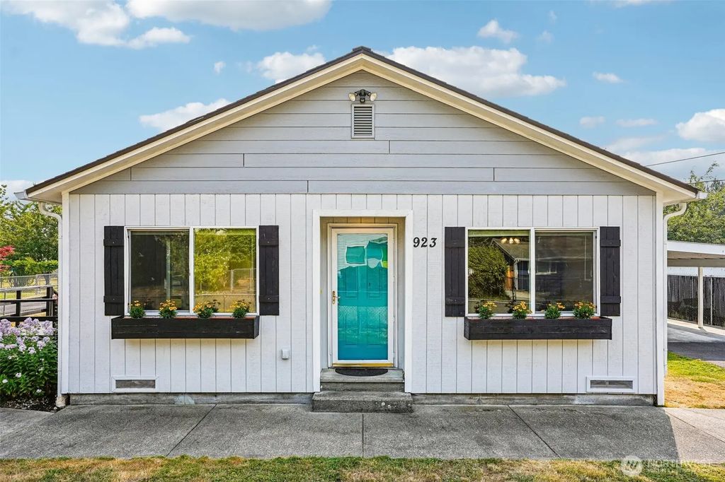 923 16th Street Sw, Puyallup