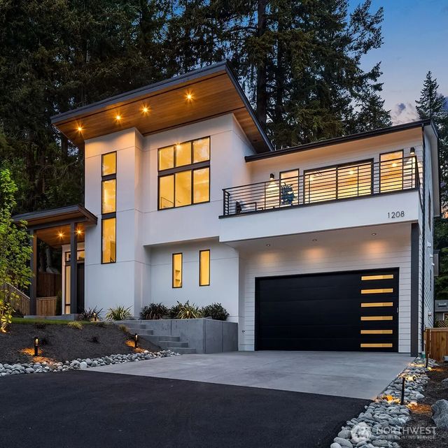 1208 211th Place, Sammamish