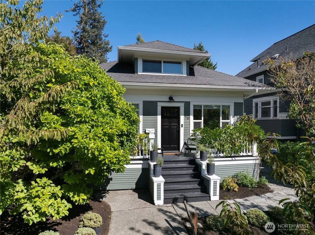 716 32nd Avenue, Seattle