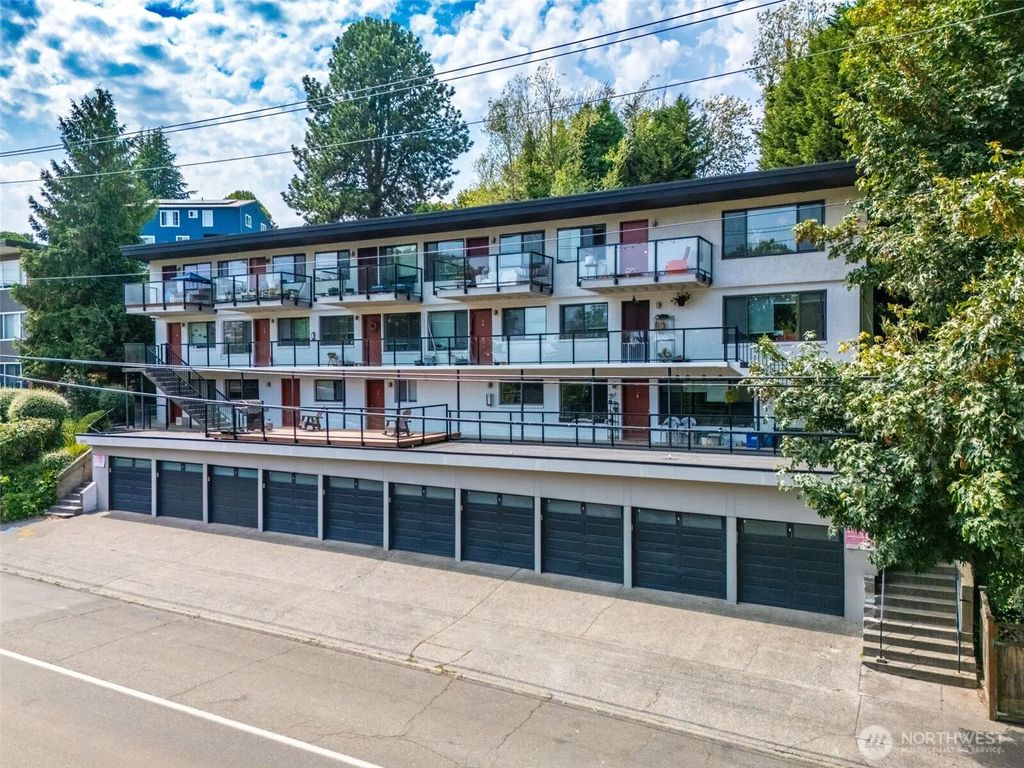 2515 Thorndyke Avenue W, Seattle