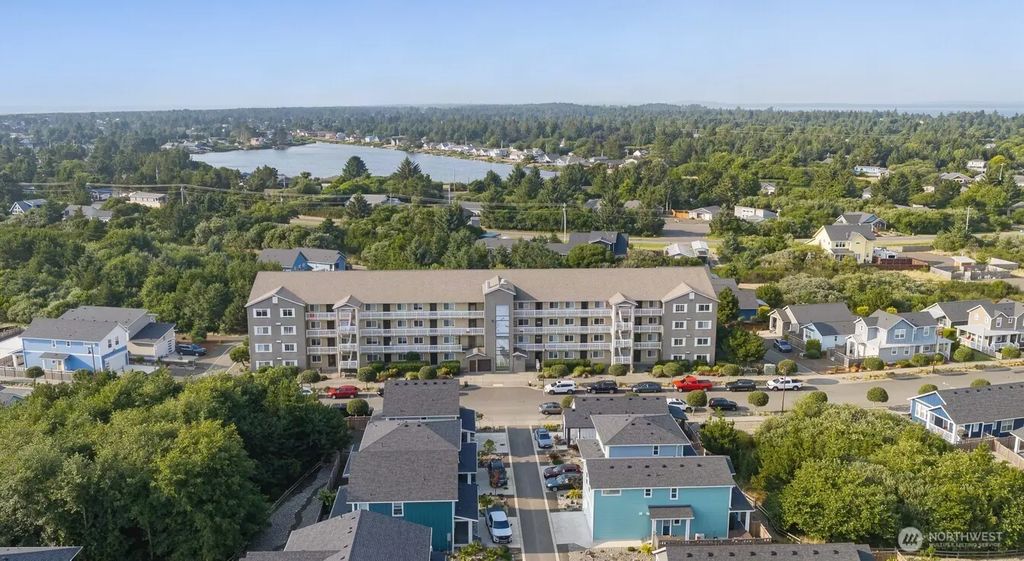 262 Oyhut Bay Boulevard Sw 301, Ocean Shores