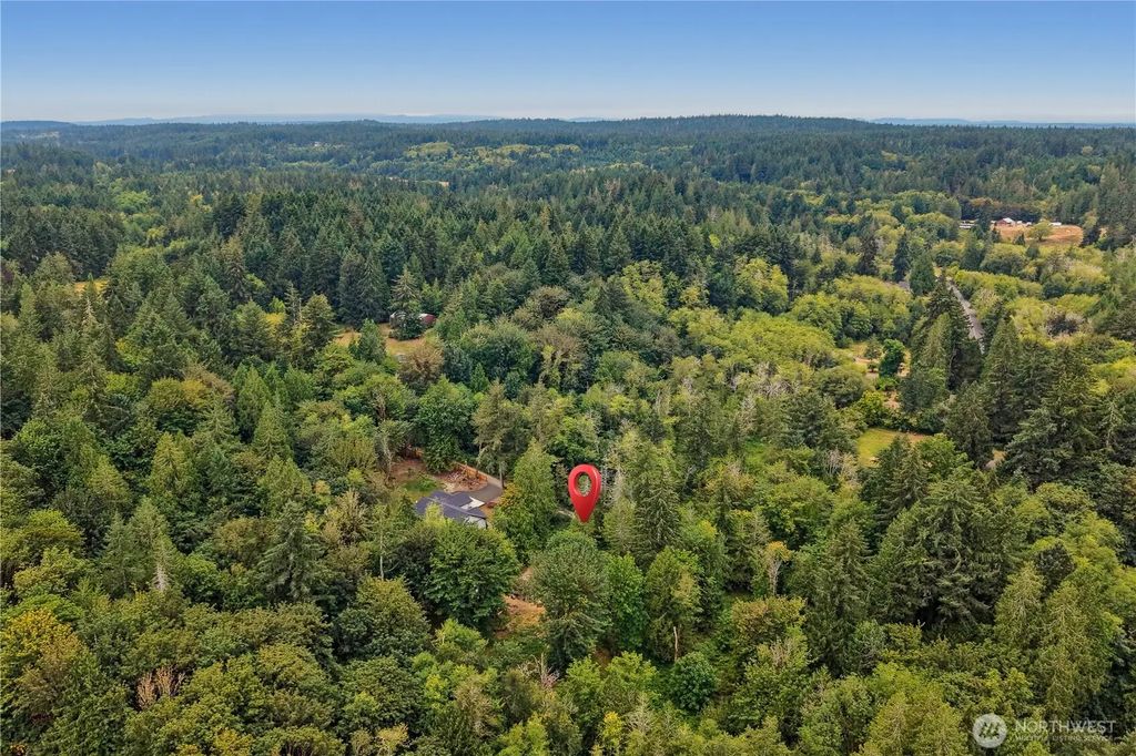 915 174th Avenue Nw, Lakebay