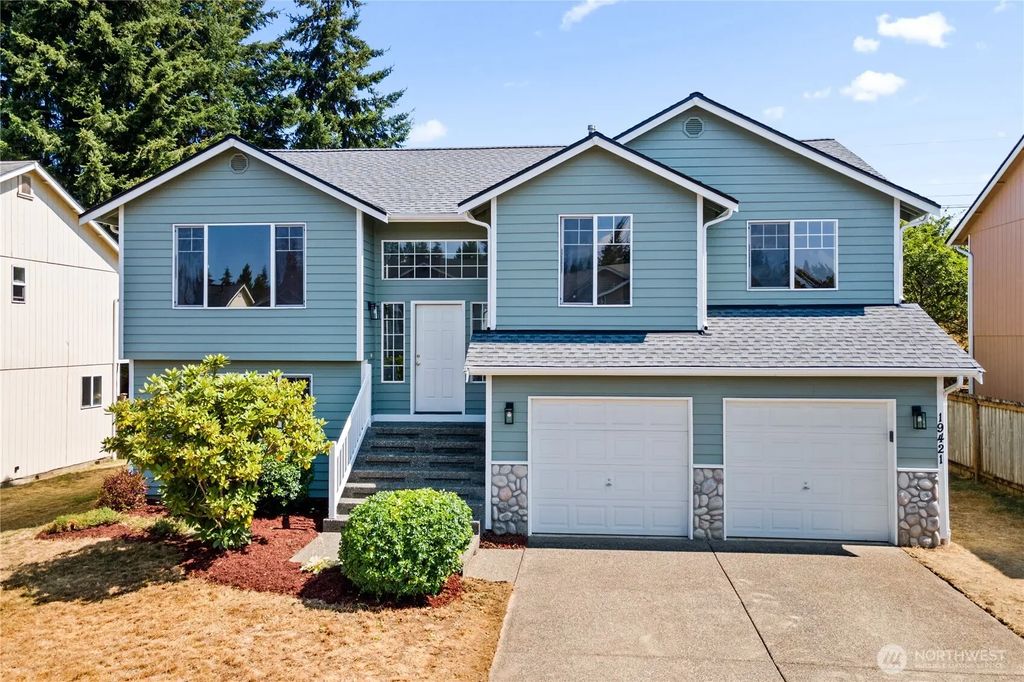 14921 93rd Avenue E, Puyallup
