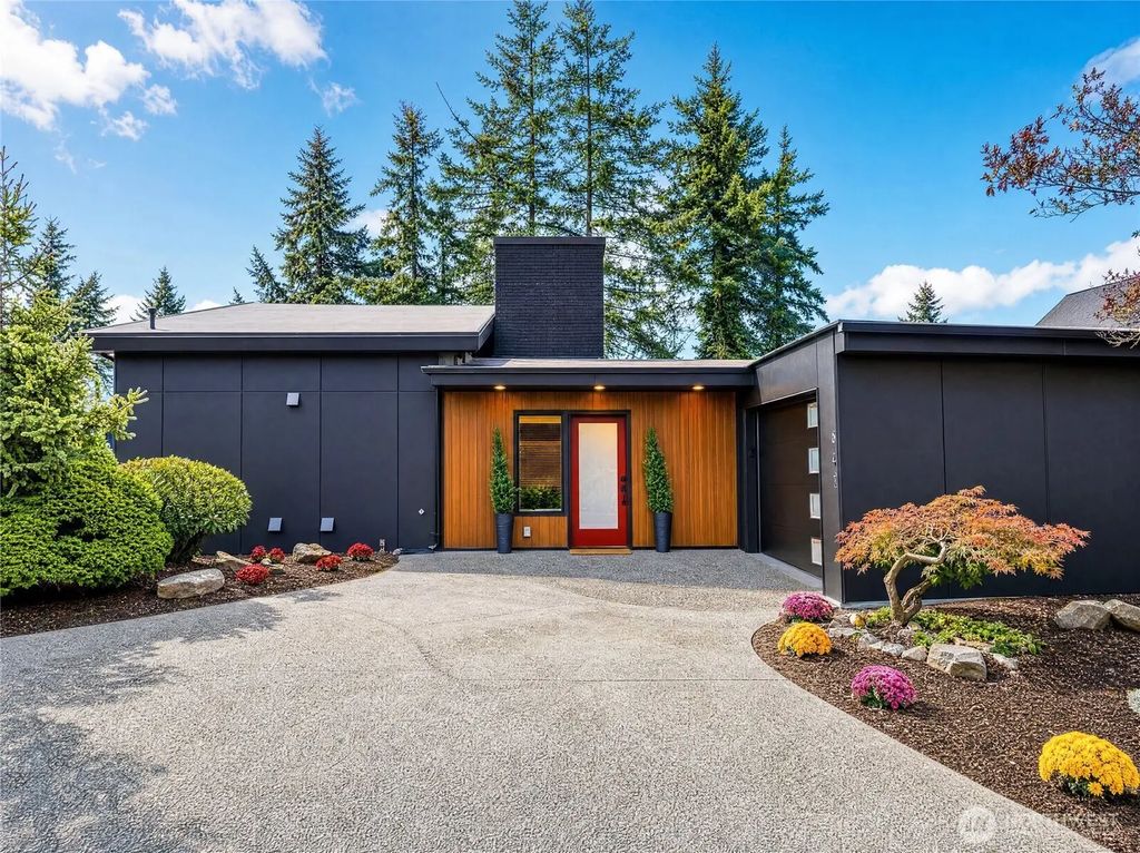 11647 Beacon Avenue S, Seattle