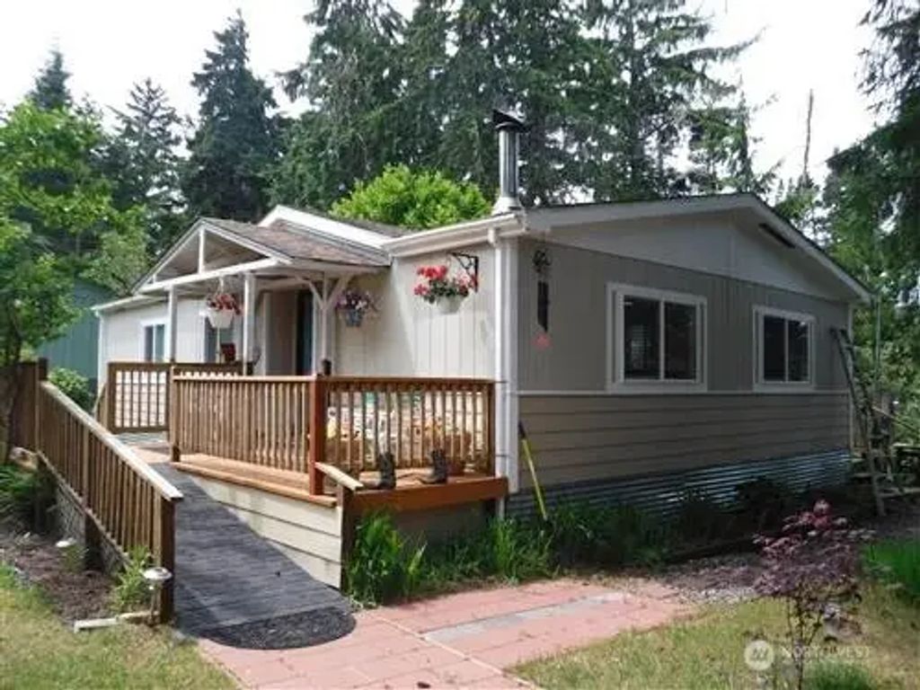 32401 Douglas Drive, Ocean Park