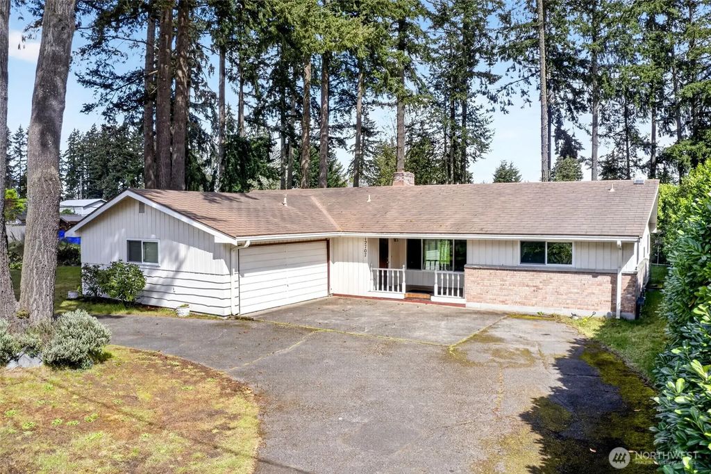 12707 78th Avenue E, Puyallup