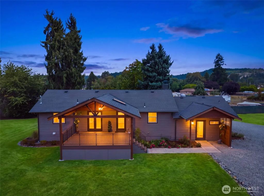 11114 State Route 162 E, Puyallup