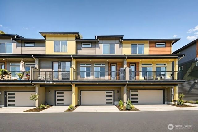 13202 Ne 127th Court D, Kirkland