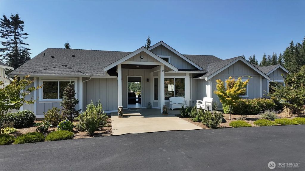 21031 Frank Waters Road, Stanwood
