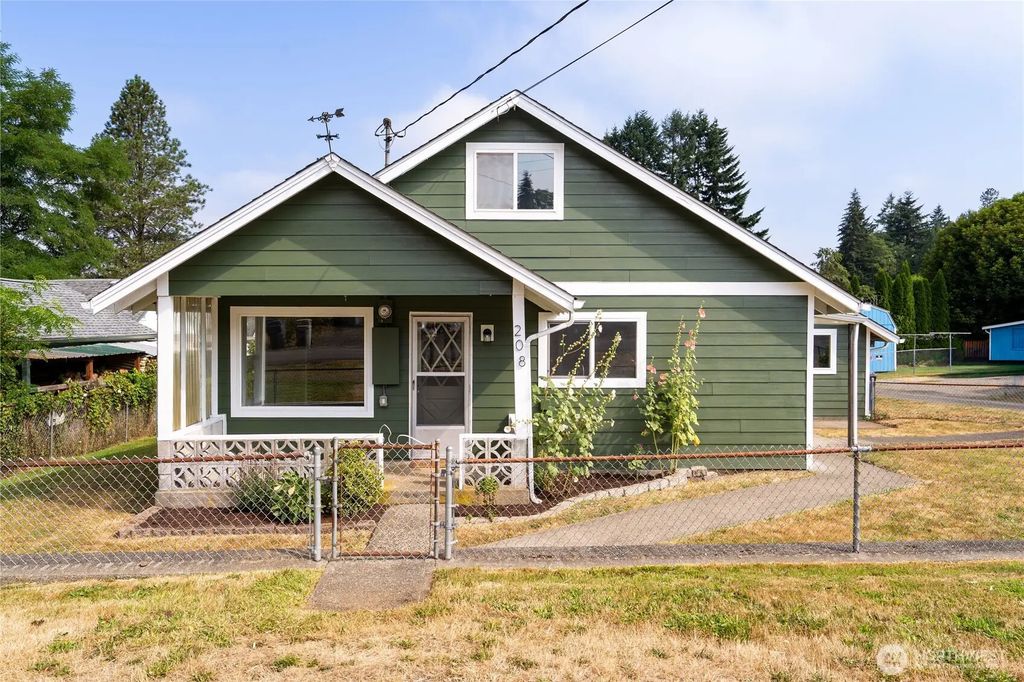 208 E Pine Street, McCleary