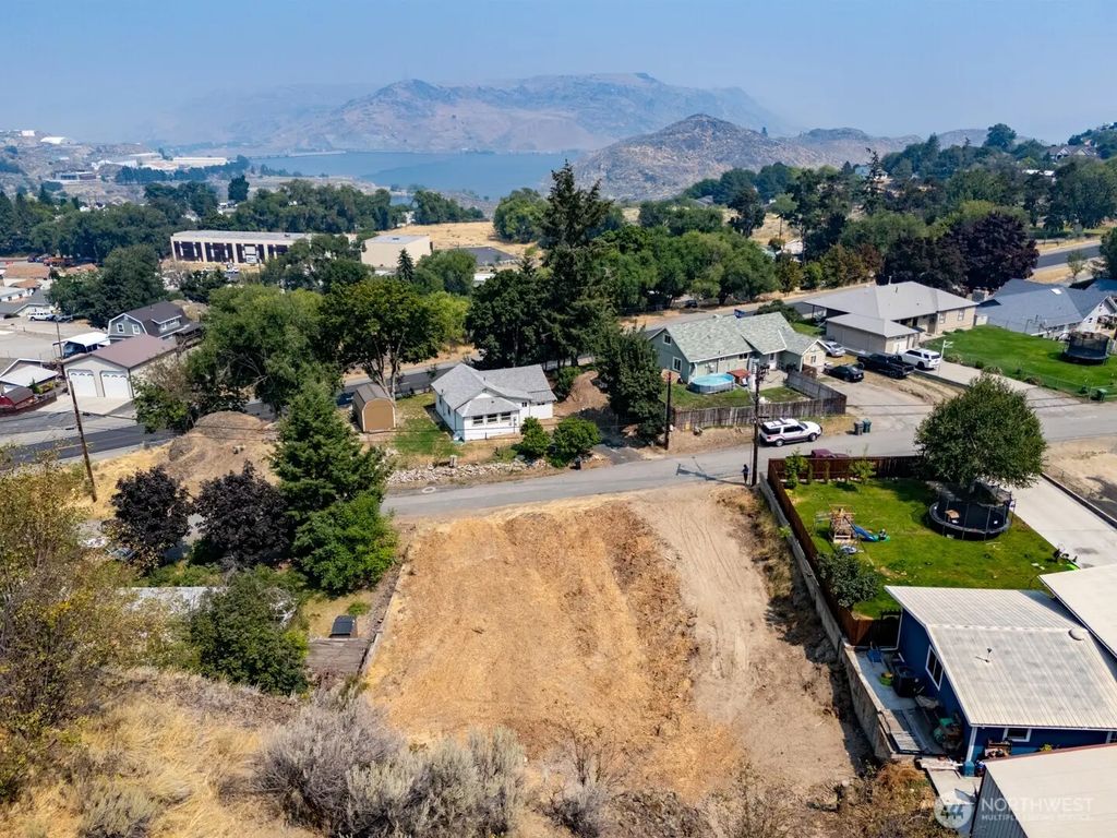 455 459 Partello Park, Grand Coulee