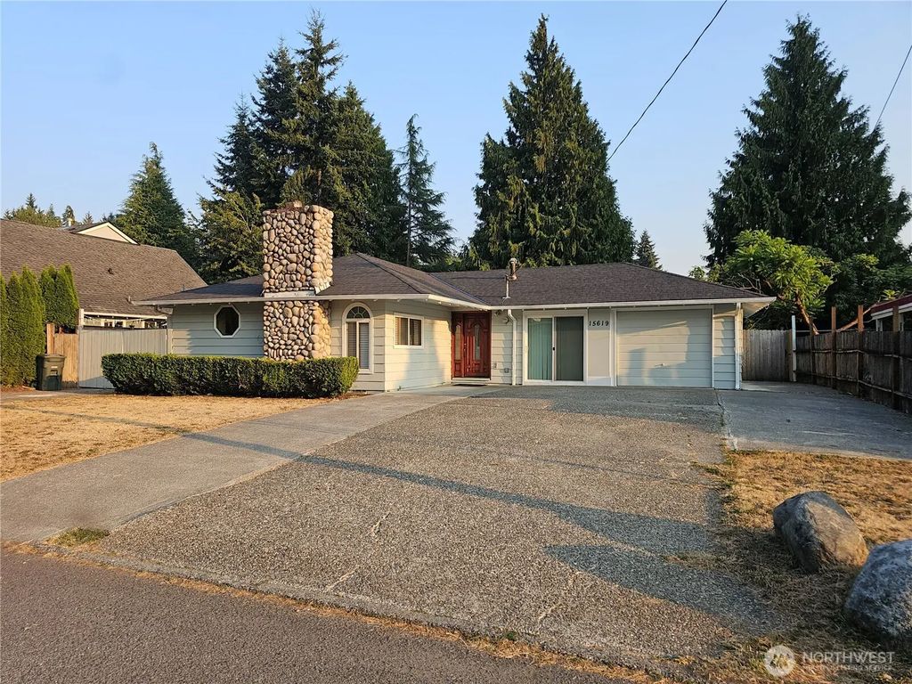 15619 Ne 1st Place, Bellevue