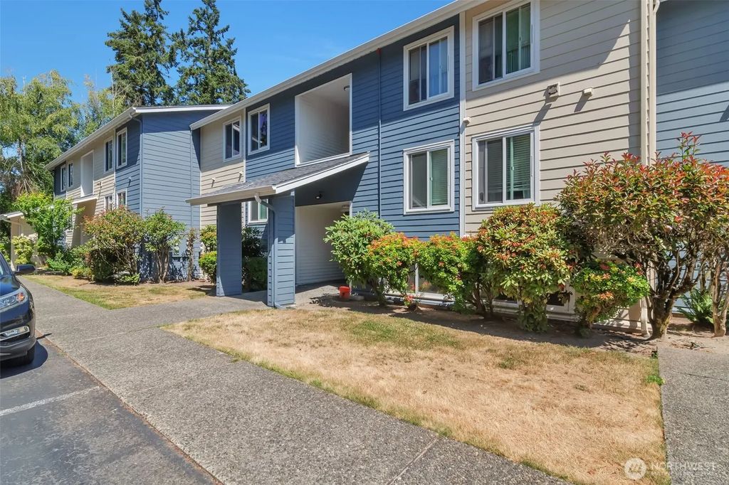 4183 W Lake Sammamish Parkway Se B104, Bellevue