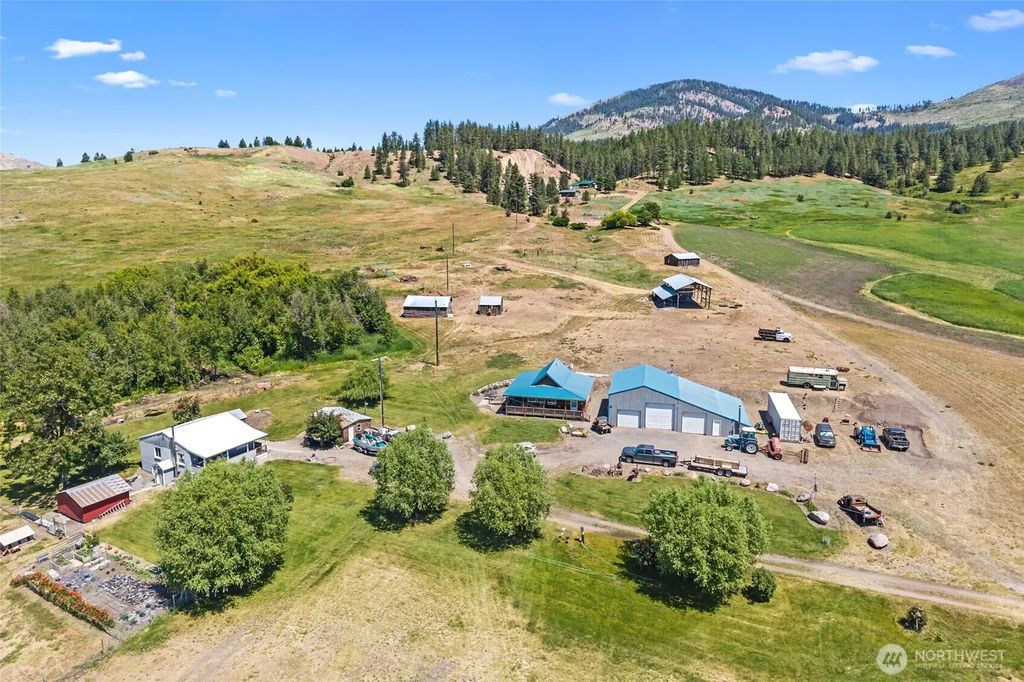 5787 Fruitland Valley Road, Fruitland