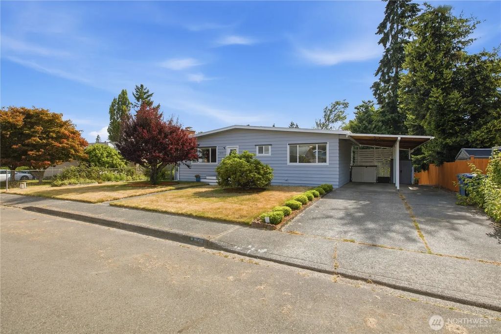 16418 125th Avenue Se, Renton