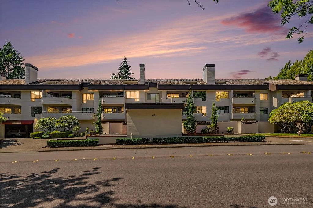 401 100th Ave Ne 314, Bellevue