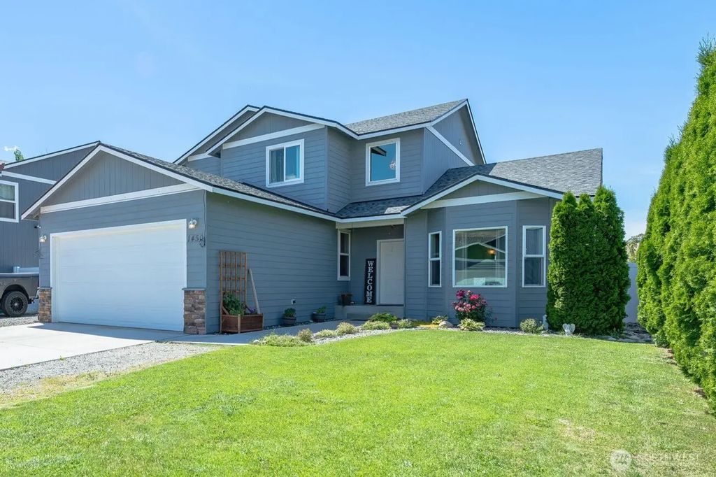 1450 Denny Place, Rock Island