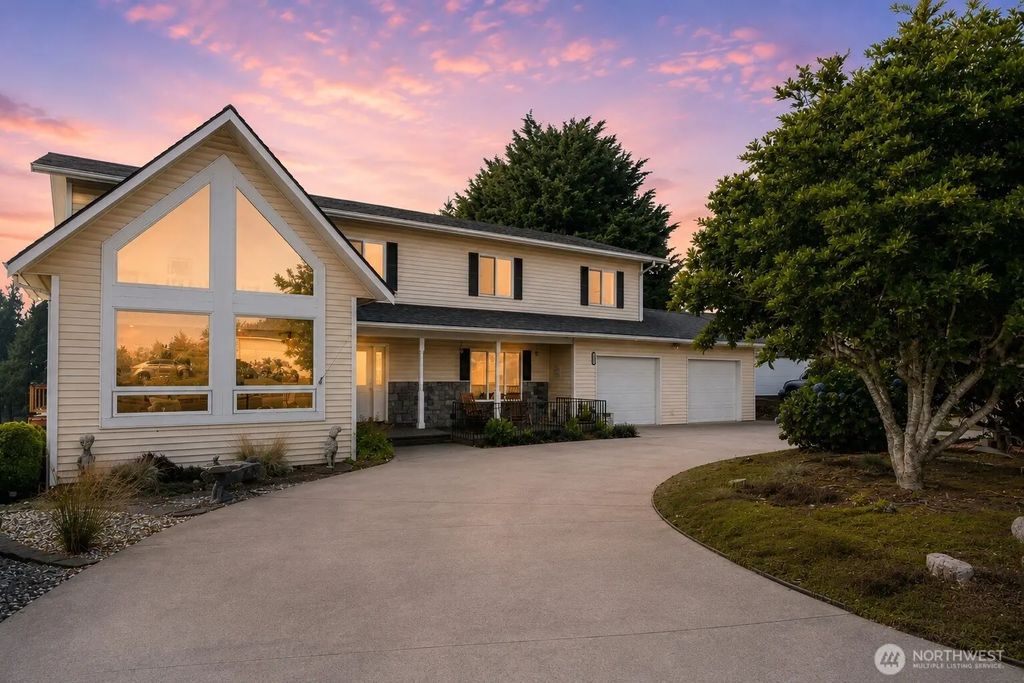 2543 Crescent Street, Ferndale