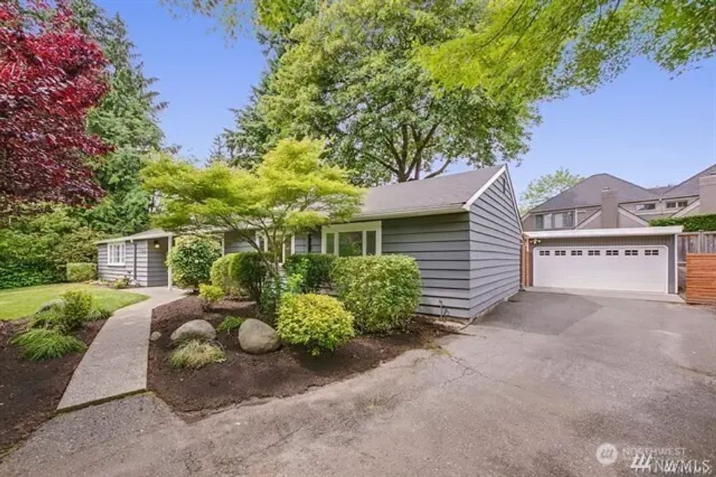 10424 Ne 17th Street, Bellevue