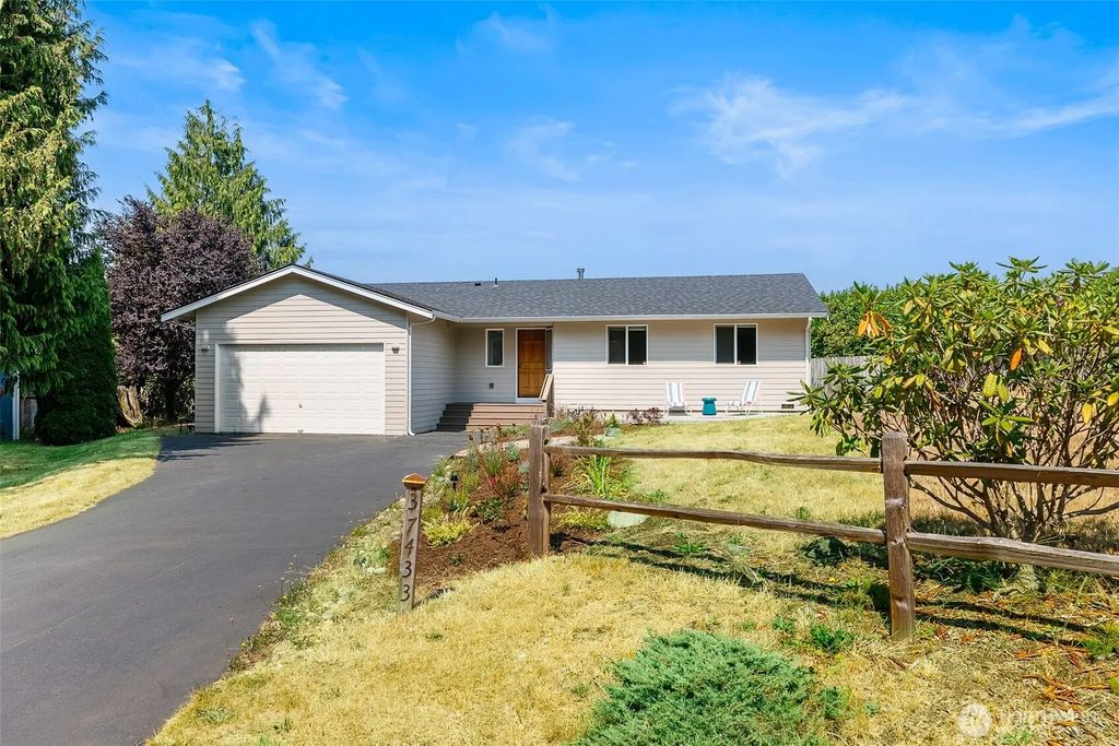 37433 Ne Fern Place, Hansville